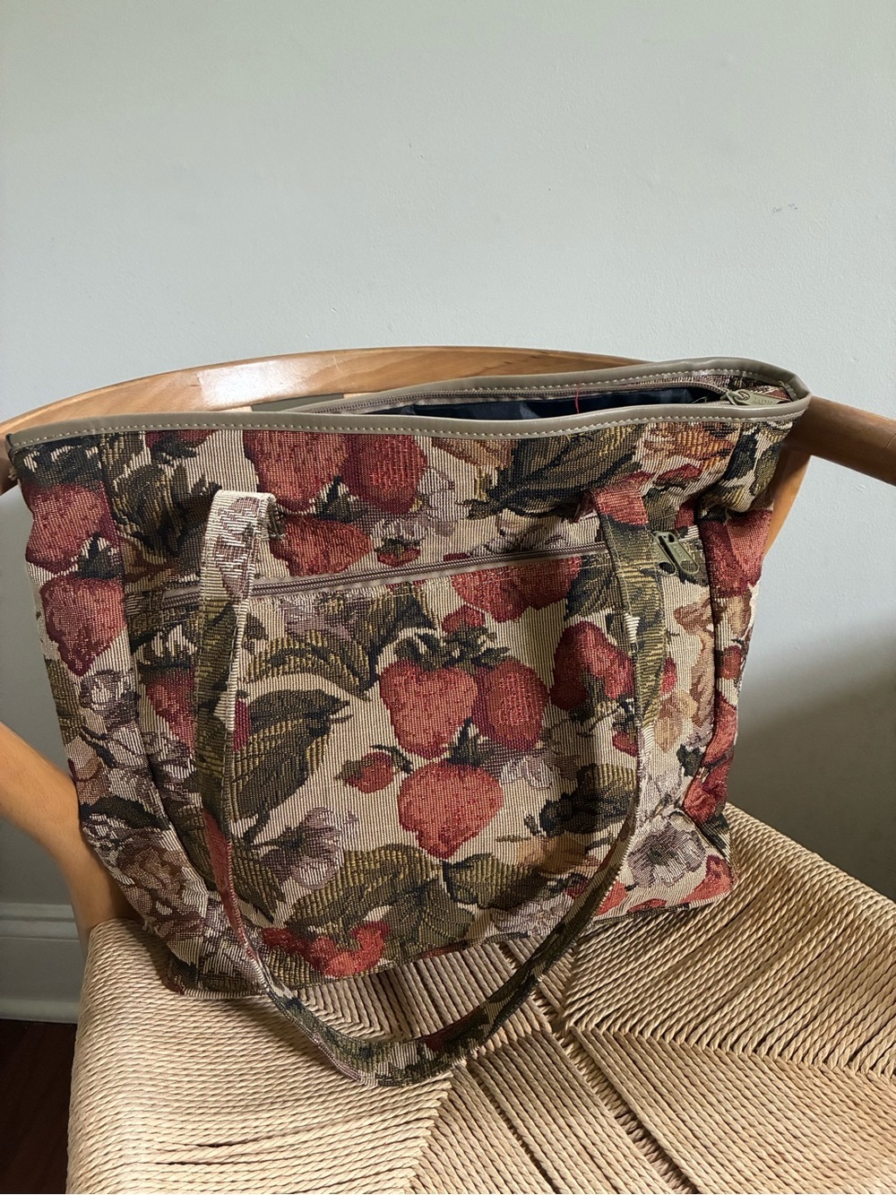 Cottagecore Tapestry Strawberry Tote Bag Garden Girl Vintage Boho Purse - Picture 10 of 13